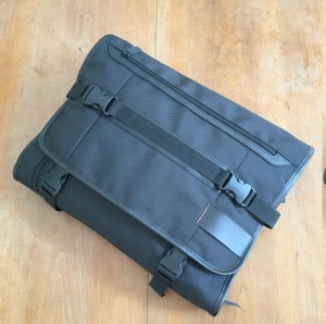 PLIQO Black Carry-on Garment Bag