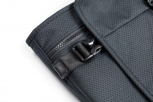 Buckle detail of PLIQO Carry-On